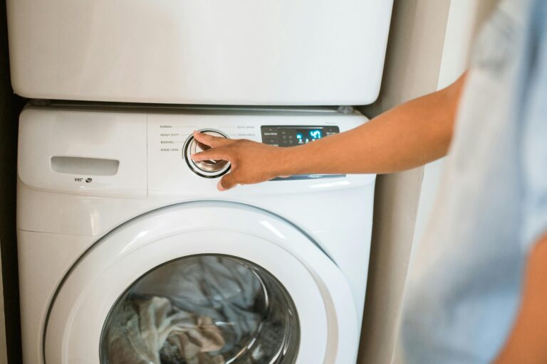 How To Keep Your Washing Machine Hoses From Bursting